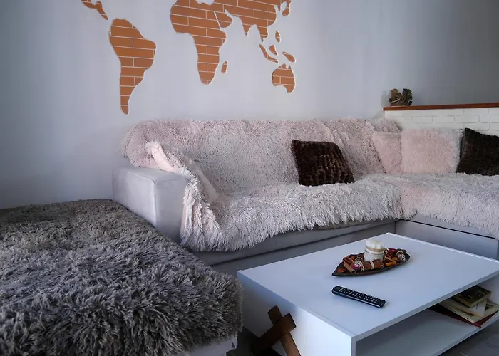 Thesspalace Apartamento *