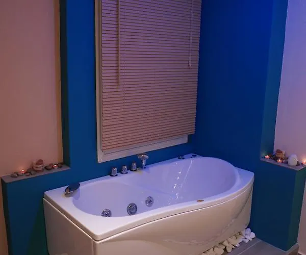 Thesspalace Apartamento *